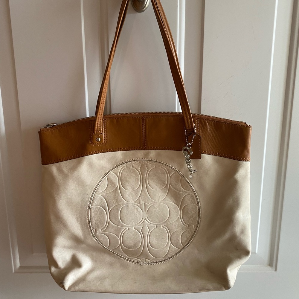 Used Coach shoulder bag